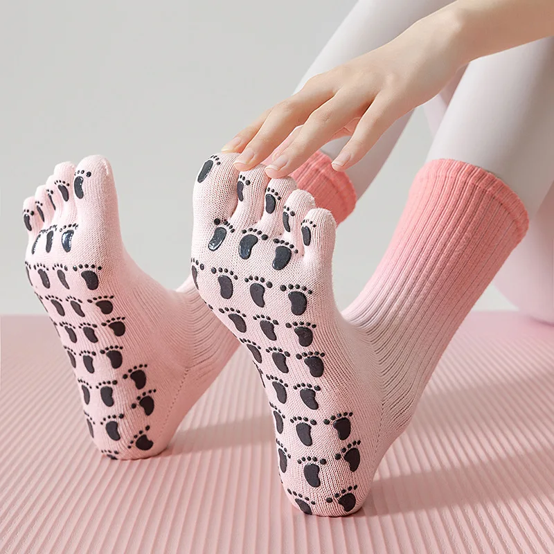 Silicone Non-slip Yoga Socks Professional Five-finger Sports Socks Breathable Cotton Indoor Floor Gym Fitness Pilates Sox
Silicone Non-slip Yoga Socks Professional Five-finger Sports Socks Breathable Cotton Indoor Floor Gym Fitness Pilates Sox