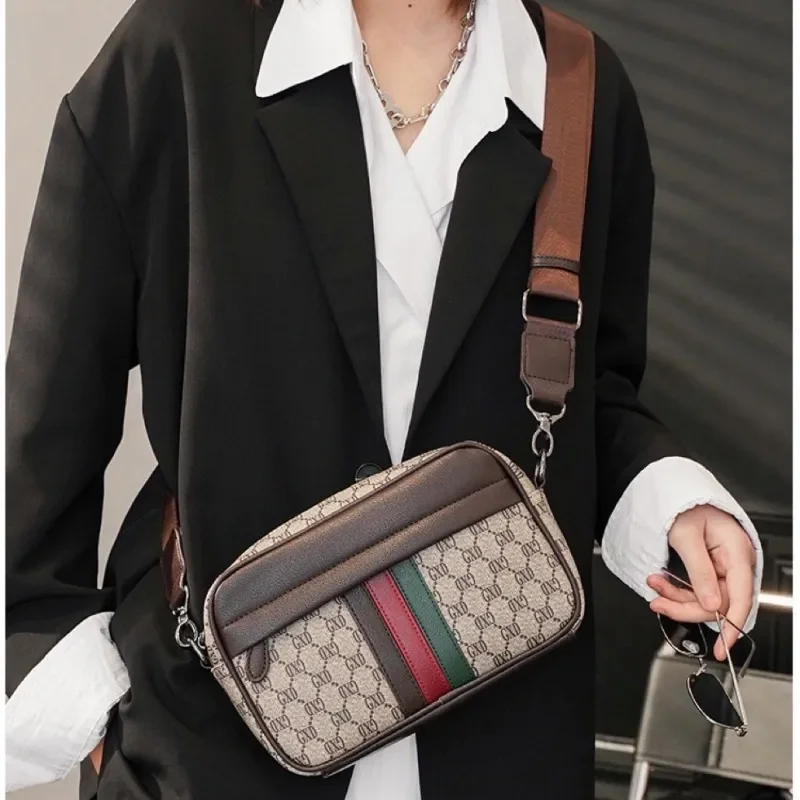 European and American trend single-shoulder bag fashionable printed letters underarm bag high-quality PU leather men and women w
European and American trend single-shoulder bag fashionable printed letters underarm bag high-quality PU leather men and women w