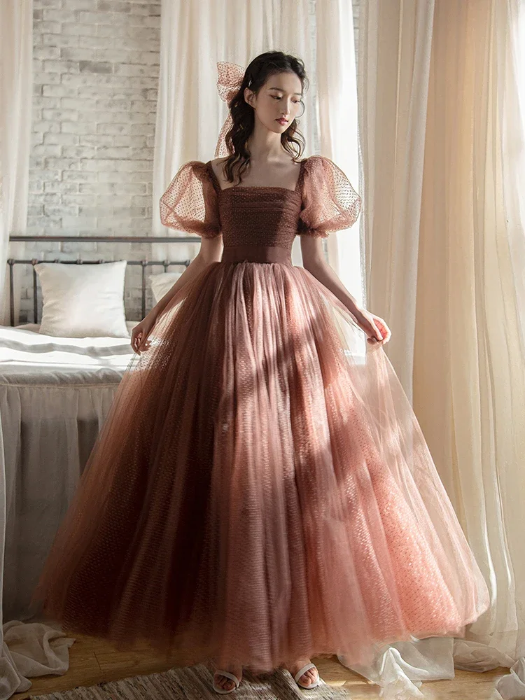French evening dress skirt women's new high-end sense light luxury niche high-end birthday adult wedding dress French toast
French evening dress skirt women's new high-end sense light luxury niche high-end birthday adult wedding dress French toast