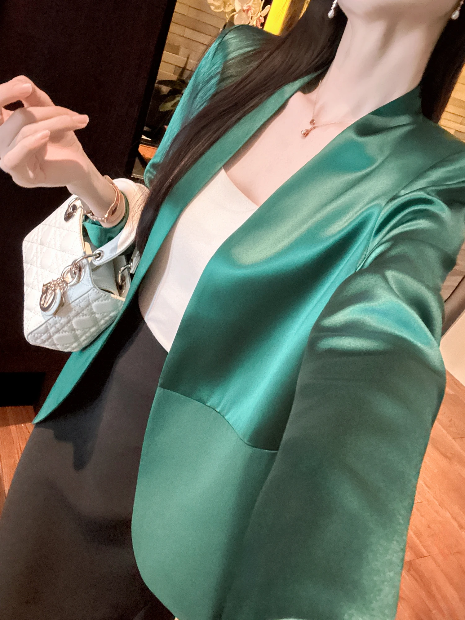 You See Premium Acetate Satin Patchwork Suit Jaet Women's Luxury Breathable Long Sve Stand Fit Commute Ready Workwear
You See Premium Acetate Satin Patchwork Suit Jaet Women's Luxury Breathable Long Sve Stand Fit Commute Ready Workwear