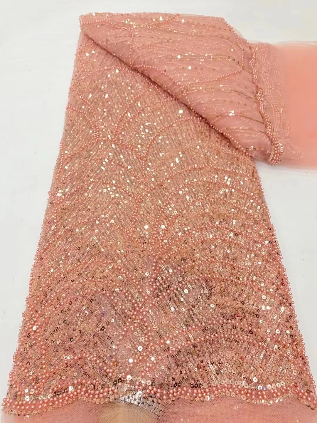 2024 Latest African Beaded Embroidery Lace High Quality Embroidered Lace 2024 Nigerian Sequins Lace Fabric for Sewing HD6088
2024 Latest African Beaded Embroidery Lace High Quality Embroidered Lace 2024 Nigerian Sequins Lace Fabric for Sewing HD6088