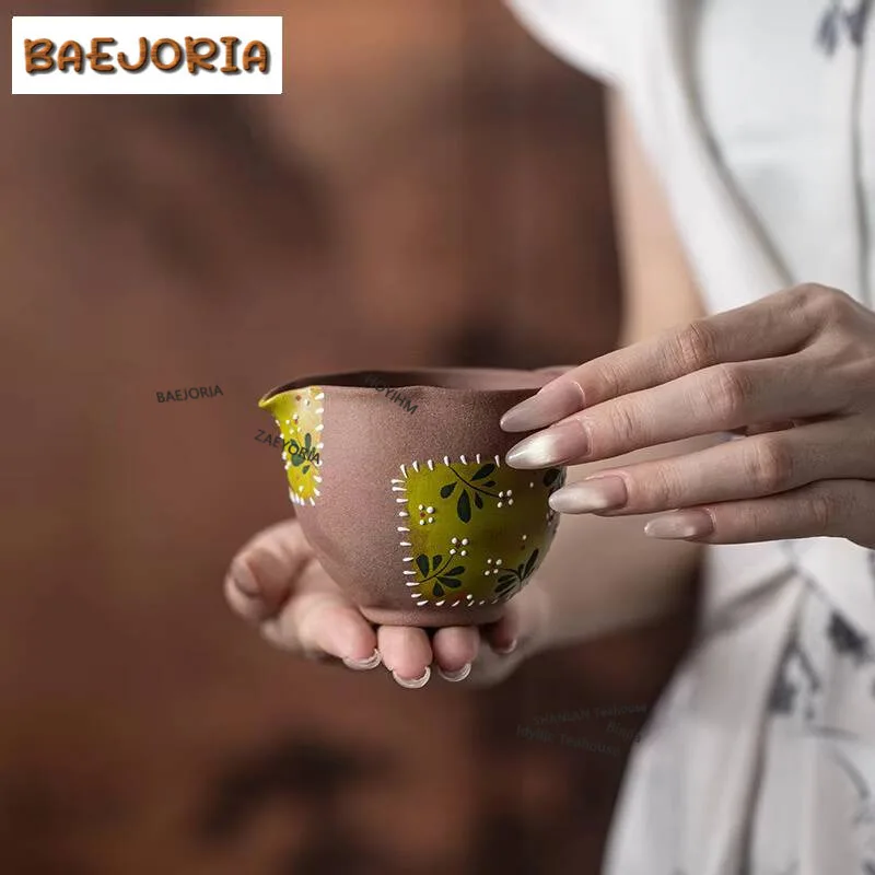 120ml Hand-painted Daisy Patchwork Tea Pitcher Divide Tea Cha Hai Dispenser Justice Cup Fair Mug Tea Ceremony Accessories Craft
120ml Hand-painted Daisy Patchwork Tea Pitcher Divide Tea Cha Hai Dispenser Justice Cup Fair Mug Tea Ceremony Accessories Craft