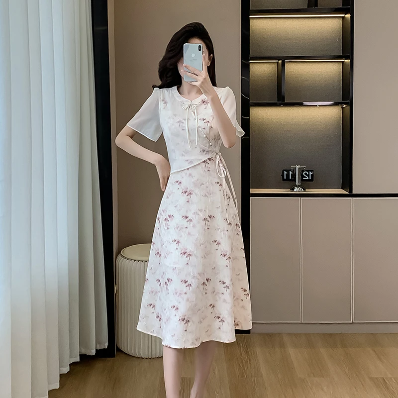 Chinese Style Floral Sweet Dresses Women's Summer New O-Neck Button Fashion Temperament Slimming Mid Length A-Line Skirt
Chinese Style Floral Sweet Dresses Women's Summer New O-Neck Button Fashion Temperament Slimming Mid Length A-Line Skirt