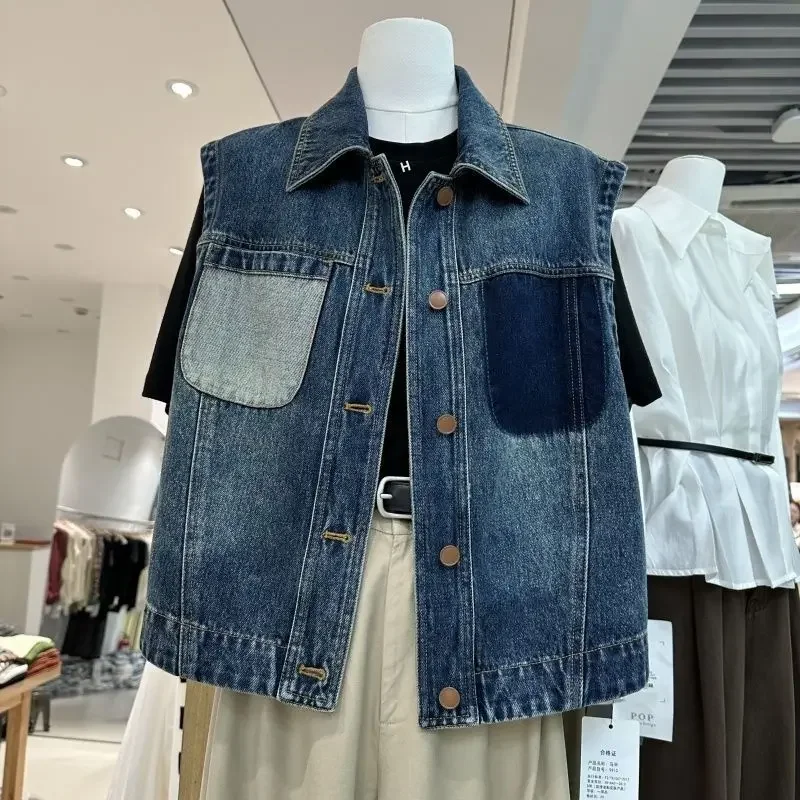 Spring Autumn Denim Vest New Short Korean Chic All-match Color-blocking Jacket Single Row Denim Vest Loose Top Denim Cardigan
Spring Autumn Denim Vest New Short Korean Chic All-match Color-blocking Jacket Single Row Denim Vest Loose Top Denim Cardigan
