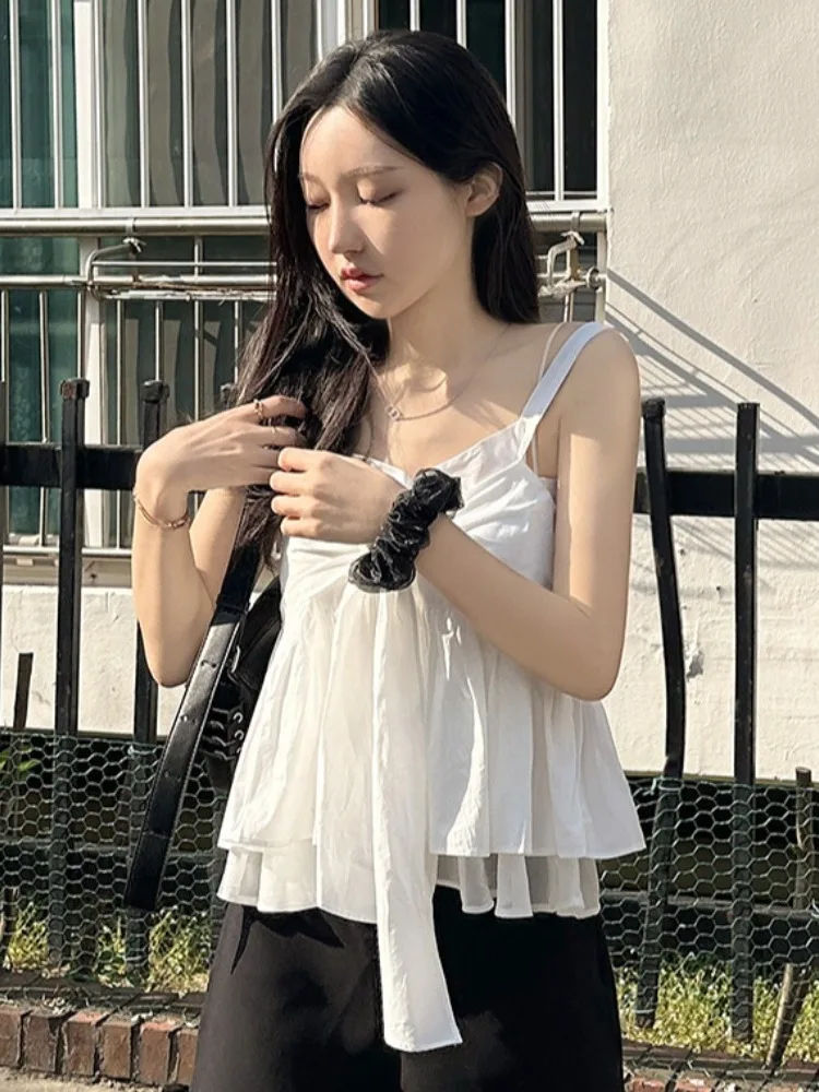Summer Elegance Women's Loose ort V-Ne Knot Strapl Vest Double Layer Lace Hemline Pure Color Single Piece 
Summer Elegance Women's Loose ort V-Ne Knot Strapl Vest Double Layer Lace Hemline Pure Color Single Piece