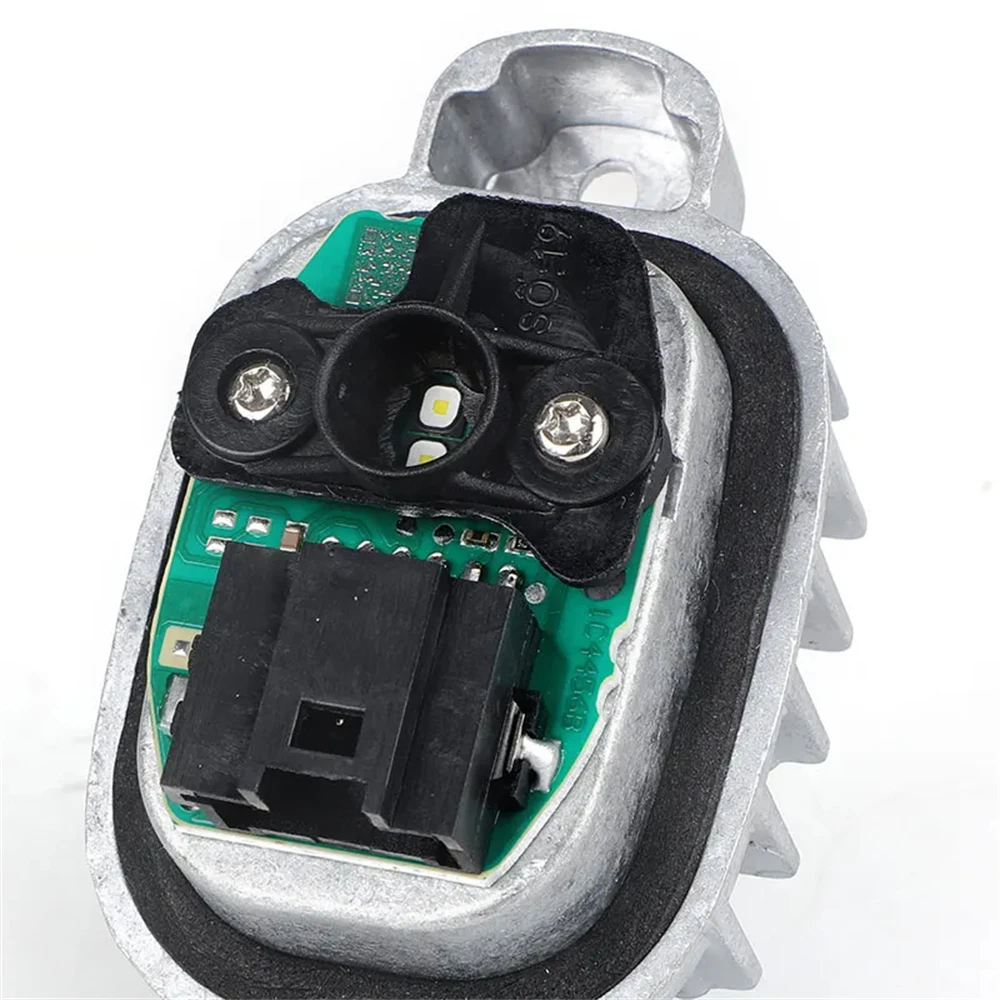 3-Pin 6-Pin LED Headlight Angel Eye White DRL Daytime Running Light for BMW 1 Series F20 F21 LCI 114d 116d 116i 118d 63117428425
3-Pin 6-Pin LED Headlight Angel Eye White DRL Daytime Running Light for BMW 1 Series F20 F21 LCI 114d 116d 116i 118d 63117428425