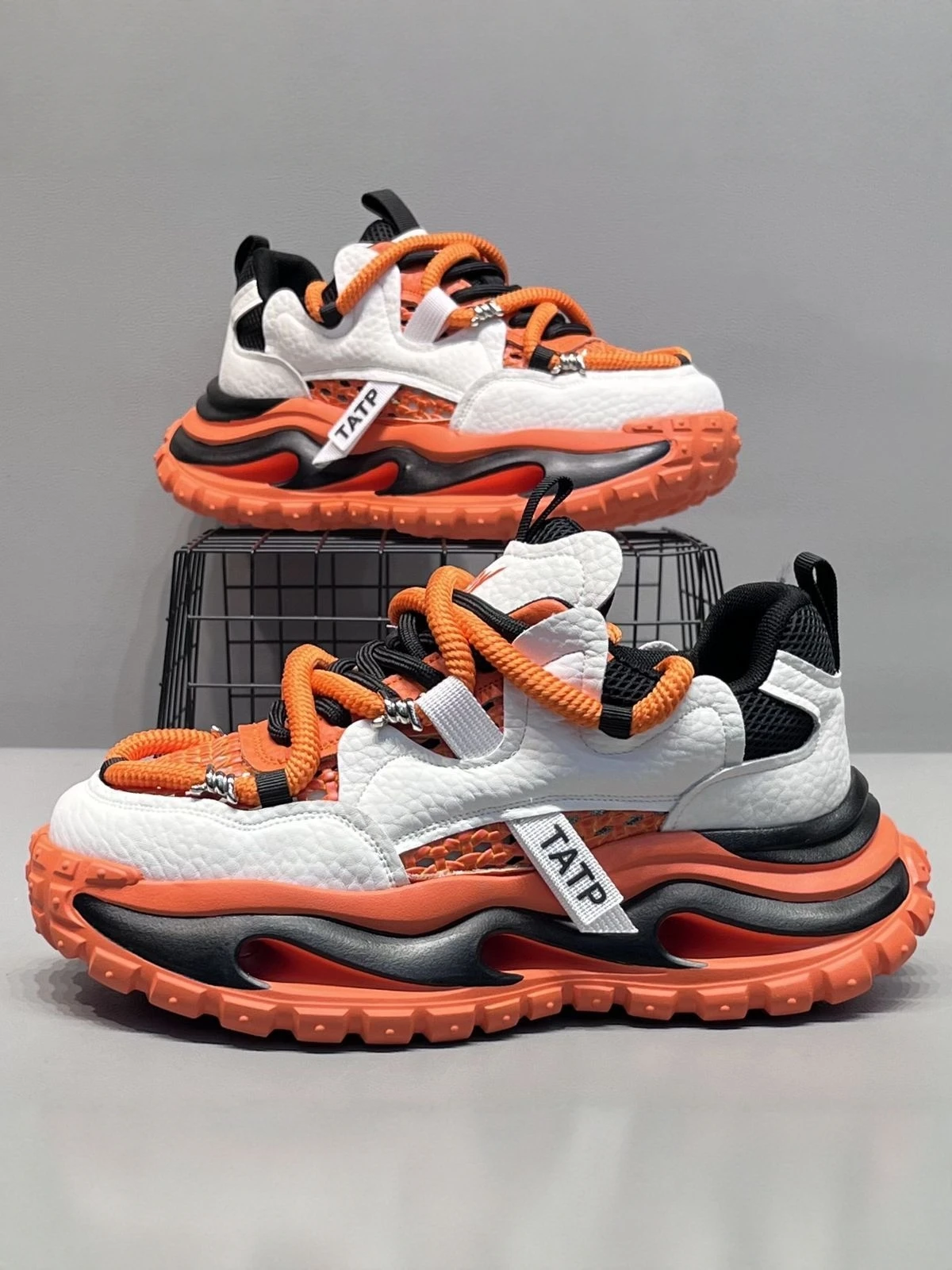Men's Breathable Running Shoes Summer Mesh Trendy Casual Sports Thick Bottom Youth Versatile White Dad Shoes Low Cut round Toe
Men's Breathable Running Shoes Summer Mesh Trendy Casual Sports Thick Bottom Youth Versatile White Dad Shoes Low Cut round Toe