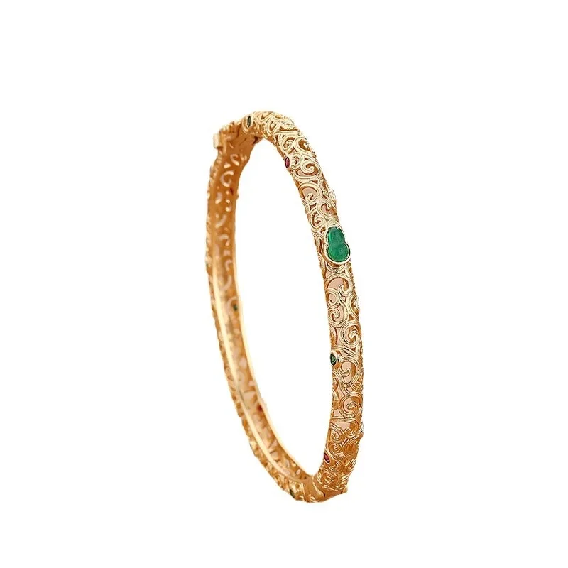 *New Chinese Fashion Cuff Bracelets for Women Retro Hollow Design Golden Color Bangles
*New Chinese Fashion Cuff Bracelets for Women Retro Hollow Design Golden Color Bangles