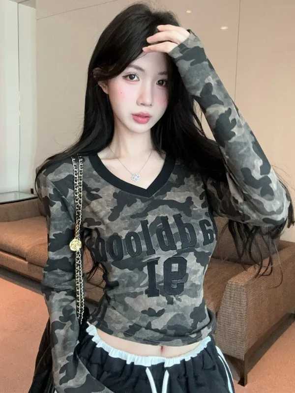 American Style Camouflage Long Sleeve V-Neck Short Base Shirt Women's Sexy Autumn Winter T-Shirt City Walk Knitted Top
American Style Camouflage Long Sleeve V-Neck Short Base Shirt Women's Sexy Autumn Winter T-Shirt City Walk Knitted Top
