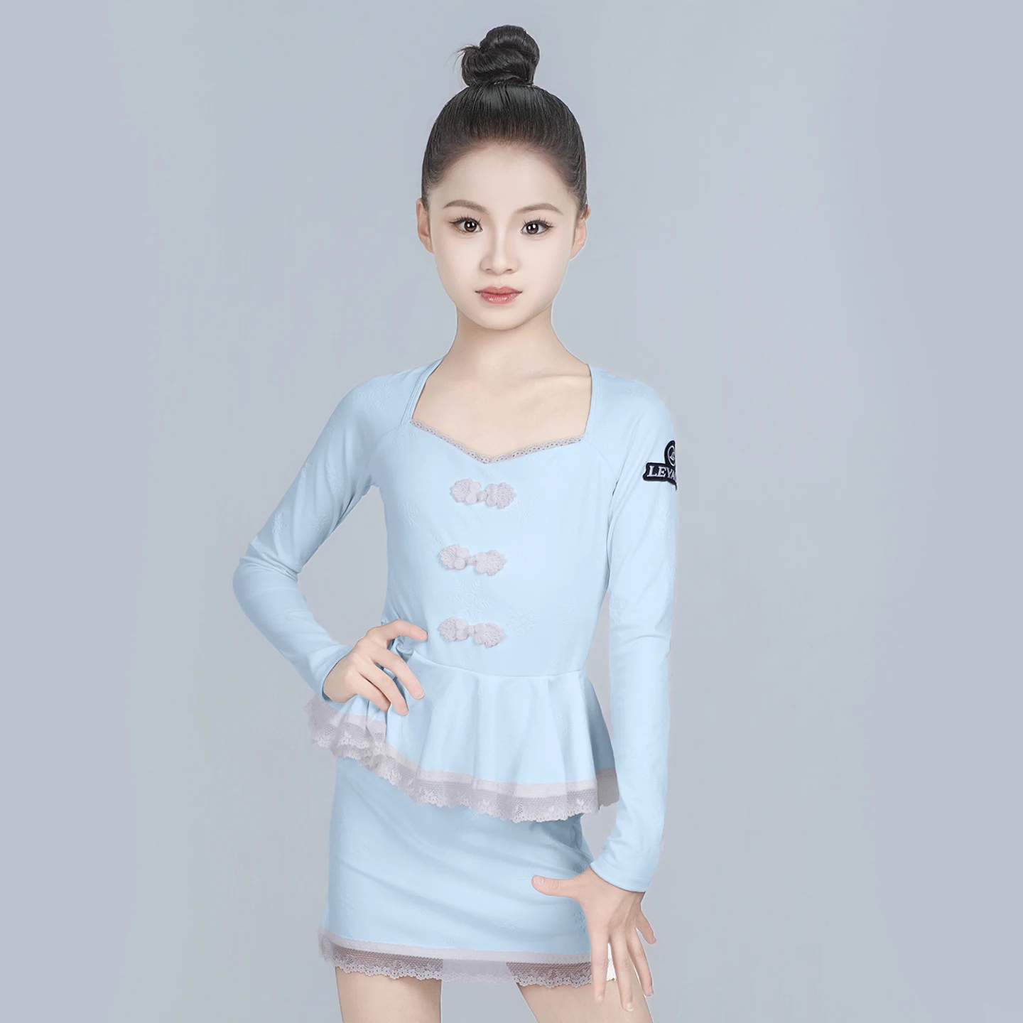 2025 New Latin Dance Practice Clothes For Girls Long Sleeved Split Skirts Outfits Chacha Rumba Tango Kids Latin Dress DQS20558
2025 New Latin Dance Practice Clothes For Girls Long Sleeved Split Skirts Outfits Chacha Rumba Tango Kids Latin Dress DQS20558