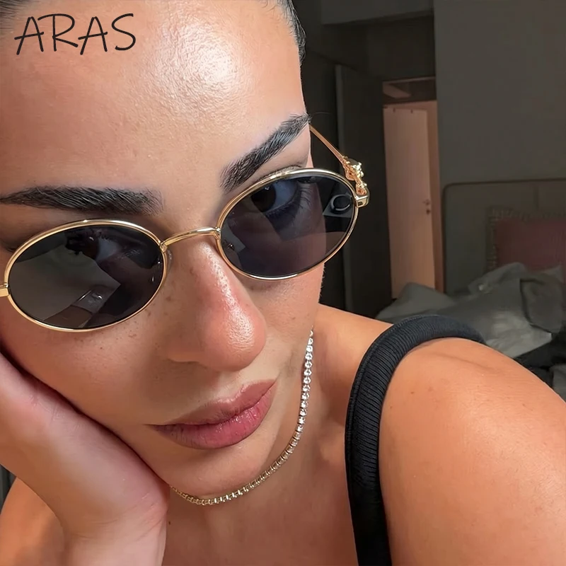Y2K Punk Small Oval Sunglasses Women 2026 Luxury Brand Designer Metal Frame Leopard Head Sun Glasses Vintage Eyewear Lady Shades
Y2K Punk Small Oval Sunglasses Women 2026 Luxury Brand Designer Metal Frame Leopard Head Sun Glasses Vintage Eyewear Lady Shades