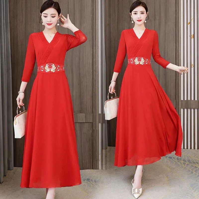 Summer Women Retro Ao Dai Cheongsam Traditional Flower Embroidery Elegant Wedding Evening Party Dress
Summer Women Retro Ao Dai Cheongsam Traditional Flower Embroidery Elegant Wedding Evening Party Dress