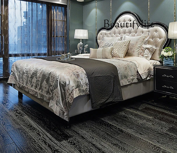 Light luxury neoclassical bedroom furniture, model room post-modern solid wood leather buckle double bed
Light luxury neoclassical bedroom furniture, model room post-modern solid wood leather buckle double bed