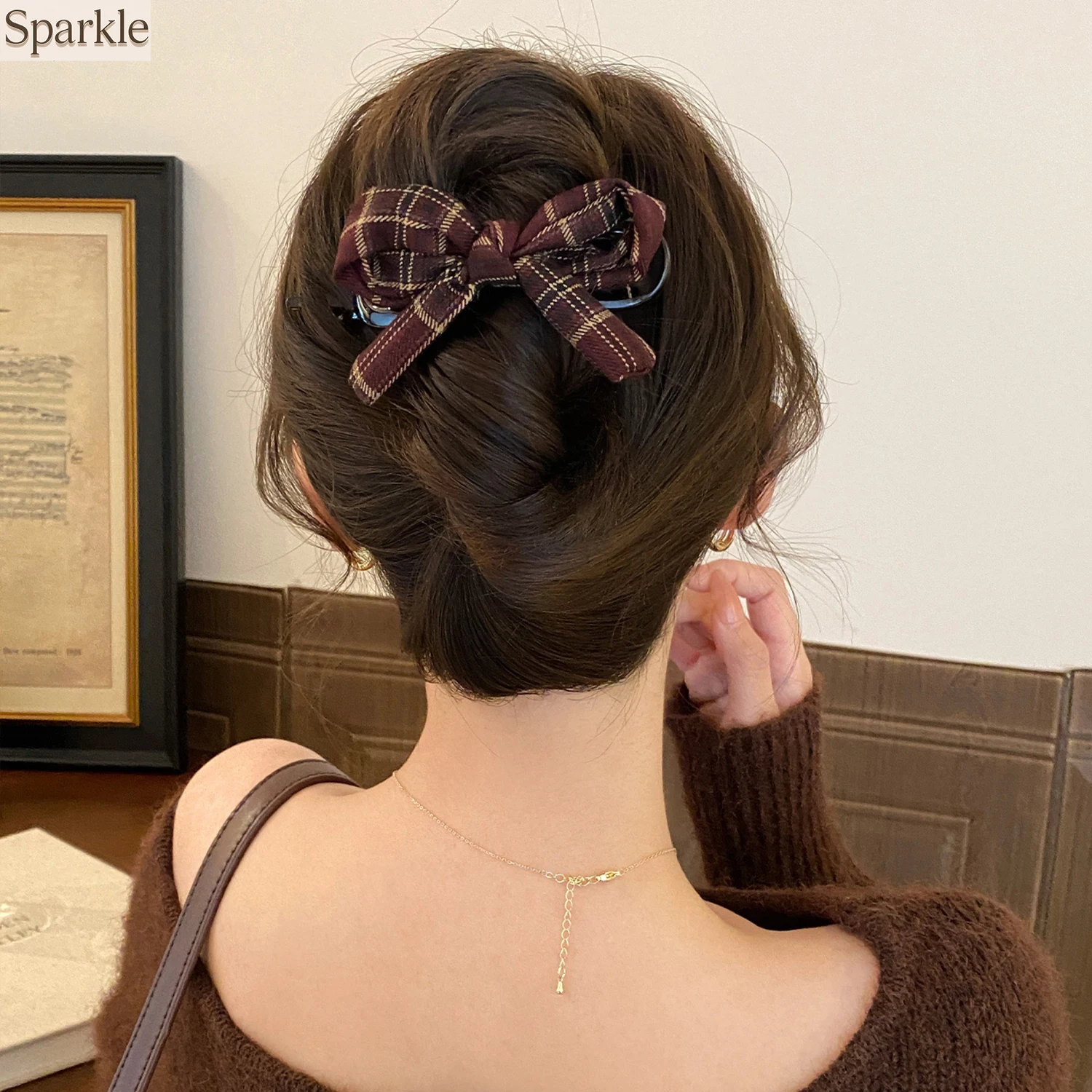 Large Size Shark Clamp Hair Clip for Women Autumn Winter Plaid Butterfly Twist Knot High-End Hair Accessories
Large Size Shark Clamp Hair Clip for Women Autumn Winter Plaid Butterfly Twist Knot High-End Hair Accessories