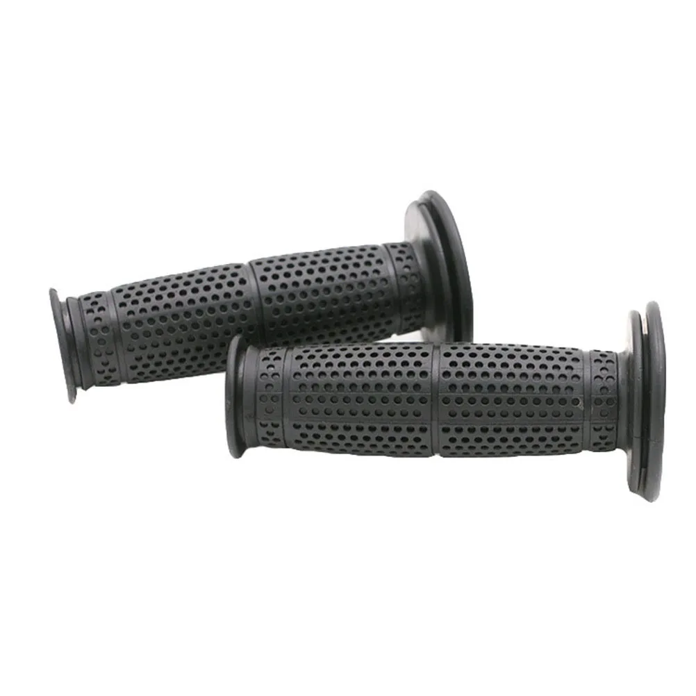 1Pair Retro Motorcycle Handlebar Rubber Grip Vintage Anti-Slip Replacement Soft Comfortable Handle Bar Cover Motorcycle
1Pair Retro Motorcycle Handlebar Rubber Grip Vintage Anti-Slip Replacement Soft Comfortable Handle Bar Cover Motorcycle