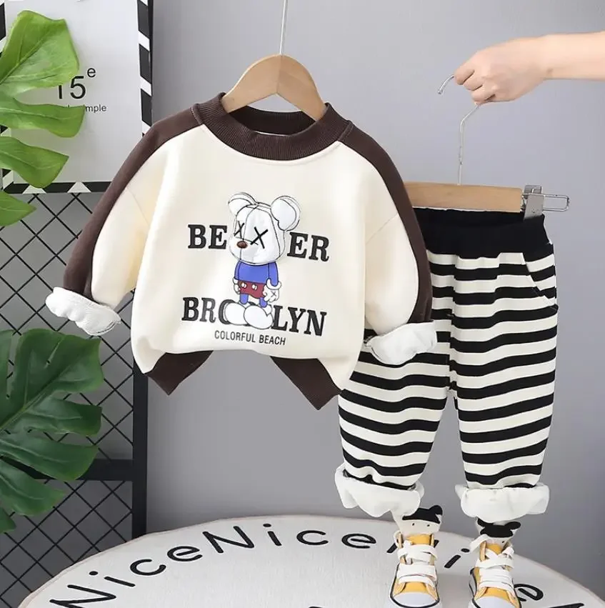 2024 Winter Baby Kids Sets 9 To 18 Months Boutique Clothing Fashionable Warm Cartoon Velvet Sweatshirt+Pants Christmas Boys Suit
2024 Winter Baby Kids Sets 9 To 18 Months Boutique Clothing Fashionable Warm Cartoon Velvet Sweatshirt+Pants Christmas Boys Suit
