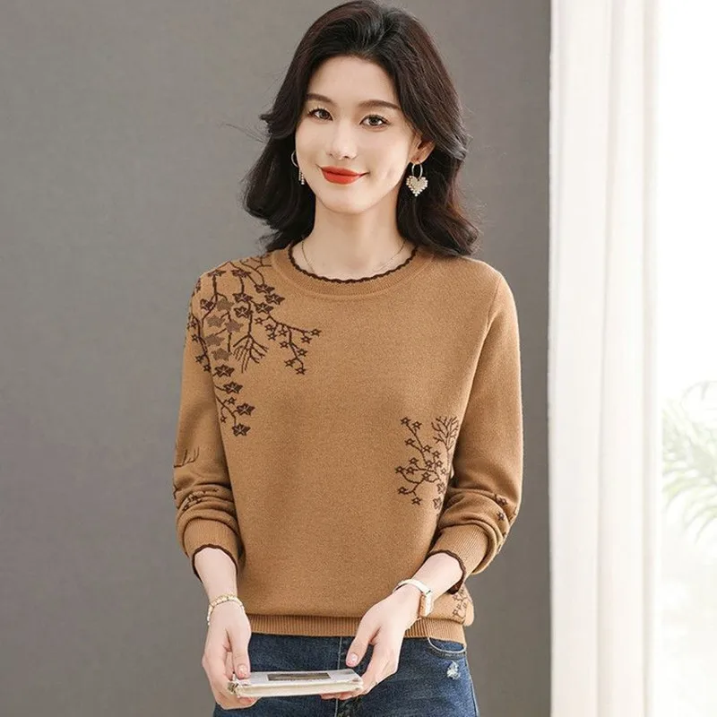 Top Female Clothing Long Sleeve Women's Sweater 2025 Autumn New Round Neck Embroidery Pullovers Woman Clothes Pull Femme
Top Female Clothing Long Sleeve Women's Sweater 2025 Autumn New Round Neck Embroidery Pullovers Woman Clothes Pull Femme