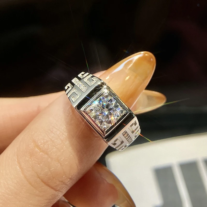 KNB 1CT Flower Pattern Certified Moissanite Diamond Wedding Rings For Men Real 925 Sterling Silver Top Quality Designed Jewelry
KNB 1CT Flower Pattern Certified Moissanite Diamond Wedding Rings For Men Real 925 Sterling Silver Top Quality Designed Jewelry