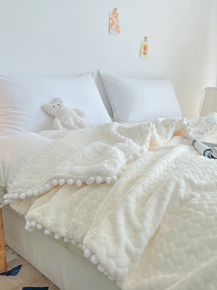 Korean Sle Double Layered Lamb Fur Rabbit Fur Velvet Blanket Heart Patterned Warmth Heated Snly Soft Cozy Blanket
Korean Sle Double Layered Lamb Fur Rabbit Fur Velvet Blanket Heart Patterned Warmth Heated Snly Soft Cozy Blanket