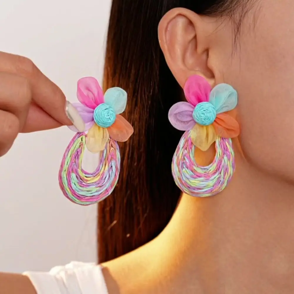 Sweet Straw Weave Earrings U-shaped Elegant Mesh Flower Earrings Ear Jewelry Hook Piercing Beach Drop Earrings Hipster
Sweet Straw Weave Earrings U-shaped Elegant Mesh Flower Earrings Ear Jewelry Hook Piercing Beach Drop Earrings Hipster