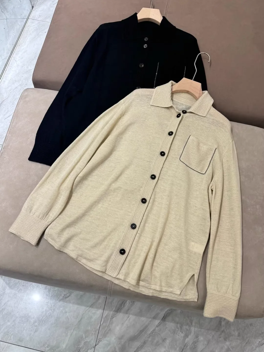 100% Linen Women Casual Blouse 2025 New Beaded Pocket Single Breasted Turn-down Collar Long Sleeve Fashion Female Shirt
100% Linen Women Casual Blouse 2025 New Beaded Pocket Single Breasted Turn-down Collar Long Sleeve Fashion Female Shirt