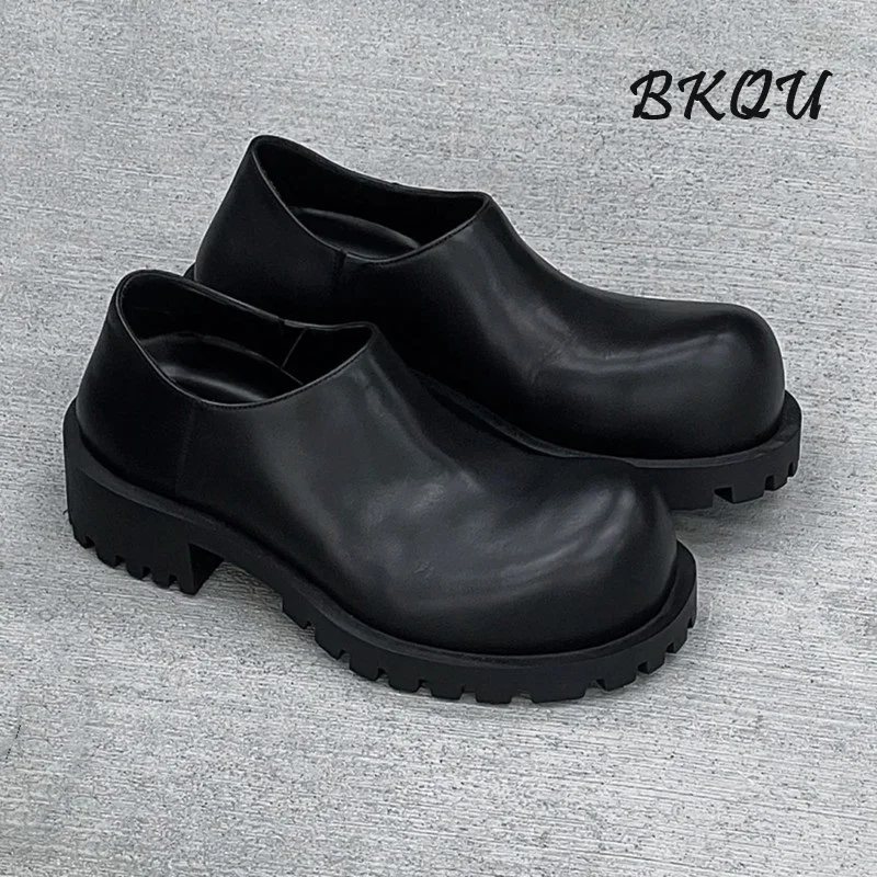 BKQU Thick Soled Big Head Deep Mouth Leather Shoes British Retro Increase A Round Head Men Thick Heel Derby Single Shoe Tide
BKQU Thick Soled Big Head Deep Mouth Leather Shoes British Retro Increase A Round Head Men Thick Heel Derby Single Shoe Tide