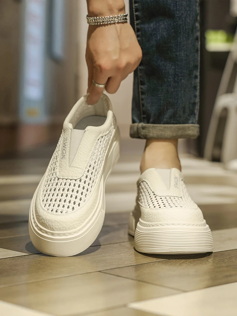 Men's Summer Lightweight Soft Bottom Mesh Casual Shoes Thick Bottom Slip-On Lazy Fashion Board Shoes Breathable Sports Sneakers
Men's Summer Lightweight Soft Bottom Mesh Casual Shoes Thick Bottom Slip-On Lazy Fashion Board Shoes Breathable Sports Sneakers