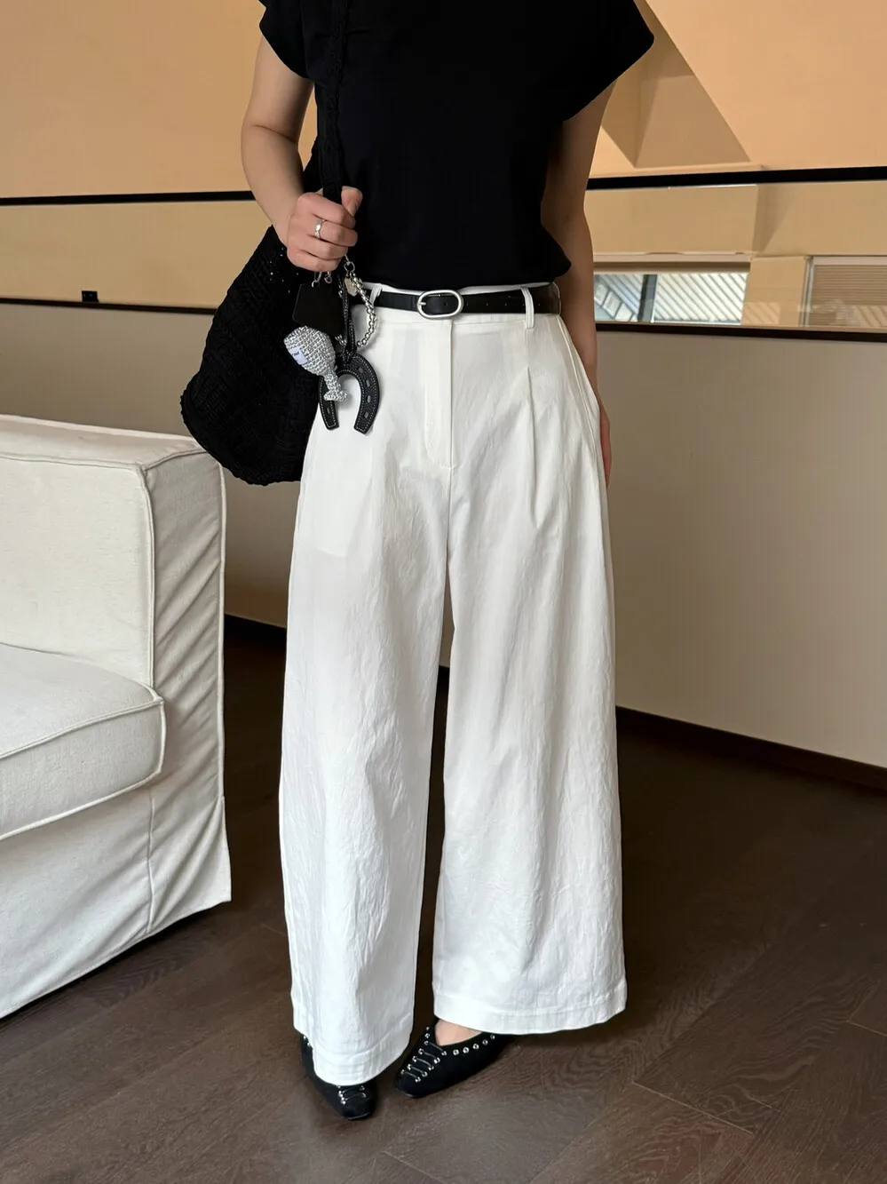 Брюки Lilian Legacy Bone Casual прямого кроя с поясом, повседневные, с высокой талией, свободного кроя, женские, модные, весенний сезон
Брюки Lilian Legacy Bone Casual прямого кроя с поясом, повседневные, с высокой талией, свободного кроя, женские, модные, весенний сезон