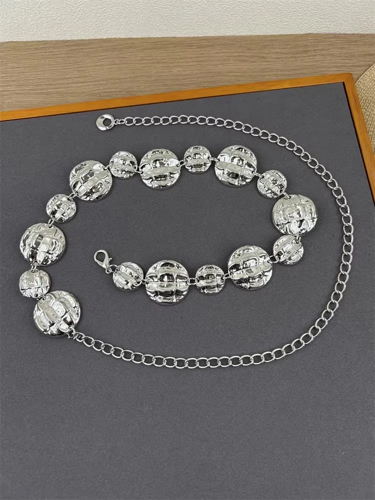 Women's Vintage Metal Silver Chain Corset Female Cummerbund Coat Waistband Dress Decration Narrow Belt J845
Women's Vintage Metal Silver Chain Corset Female Cummerbund Coat Waistband Dress Decration Narrow Belt J845