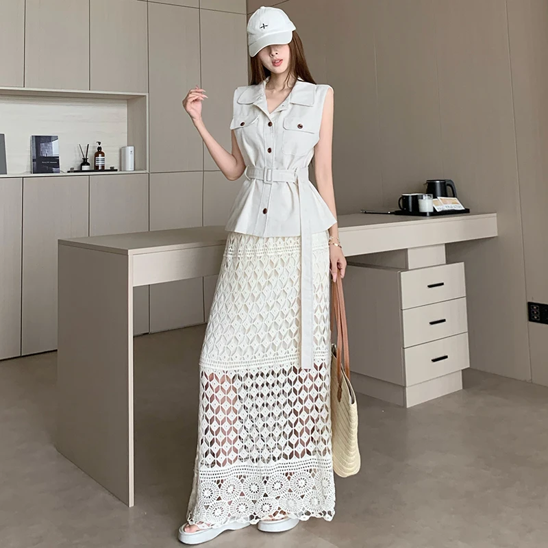 Vacation Style Hollow out Short Sleeve Top And Skirt Two Piece Set Women's Summer Slimming Fashion Ensemble Retro Style
Vacation Style Hollow out Short Sleeve Top And Skirt Two Piece Set Women's Summer Slimming Fashion Ensemble Retro Style