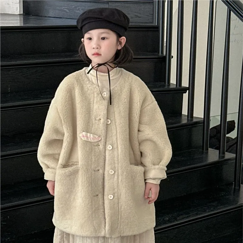 2025 Kids Girls Faux Fur Coat Korean Solid Round Collar Children Girls Winter Jacket 1-10Y Baby Girl Thicken Warm Soft Outerwear
2025 Kids Girls Faux Fur Coat Korean Solid Round Collar Children Girls Winter Jacket 1-10Y Baby Girl Thicken Warm Soft Outerwear