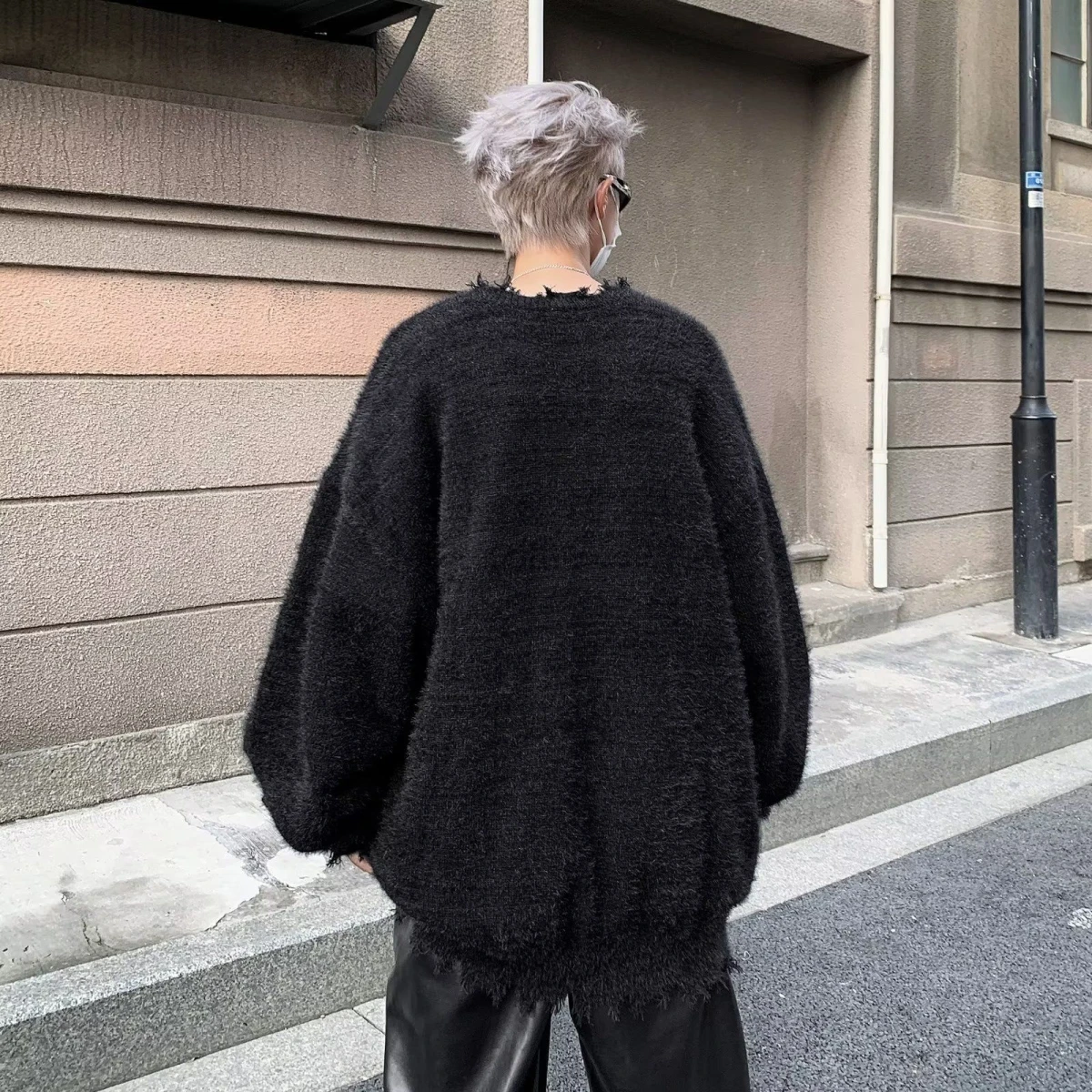 New Street Sle High Street Men's Knitted Sweater round Ne Hole Couple Sle Lazy Sle Student Women's Knitted Sweater
New Street Sle High Street Men's Knitted Sweater round Ne Hole Couple Sle Lazy Sle Student Women's Knitted Sweater