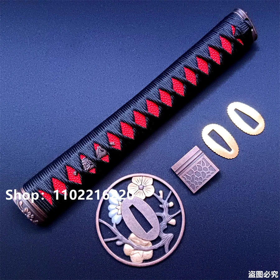 Красивая рукоятка из сплава Tsuka Hlit, защитная накладка Tsuba Guard Habaki Seppa для японских Катан, самураев, новая фурнитура
Красивая рукоятка из сплава Tsuka Hlit, защитная накладка Tsuba Guard Habaki Seppa для японских Катан, самураев, новая фурнитура