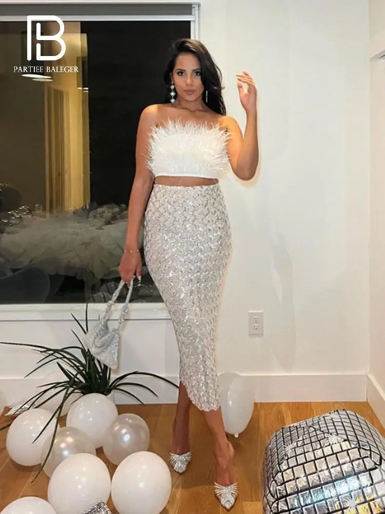 PB Two Pieces Set Women Skirt Feather Crop Top Fur Trim Off Shoulder Crop Tops Mesh Hollow Out Skirt Night Club Party Wear
PB Two Pieces Set Women Skirt Feather Crop Top Fur Trim Off Shoulder Crop Tops Mesh Hollow Out Skirt Night Club Party Wear
