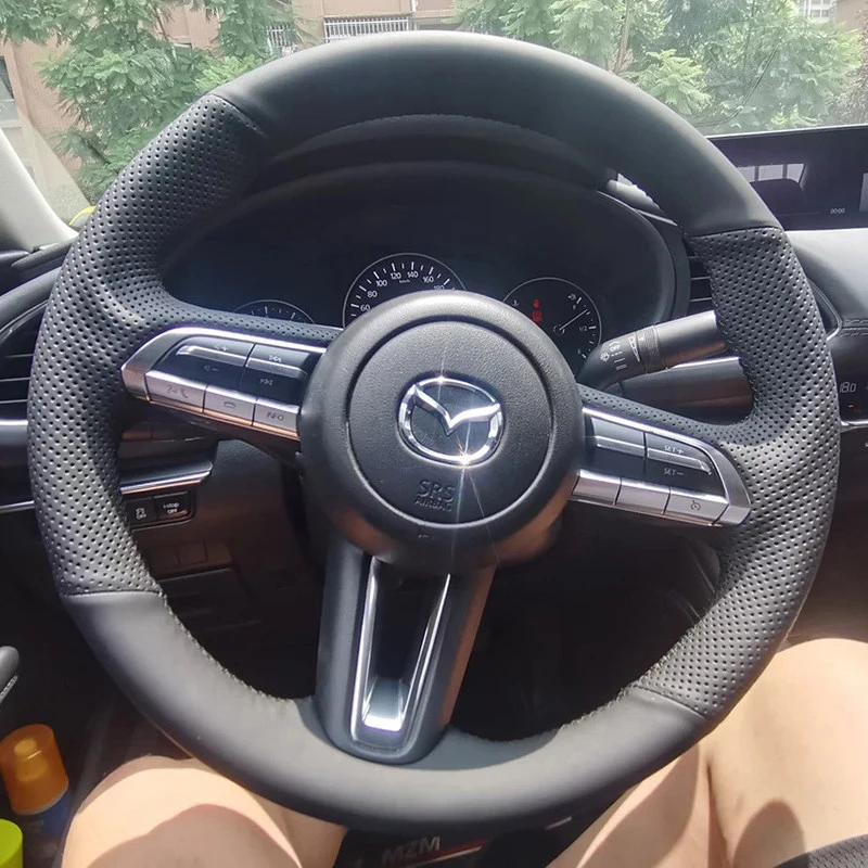 Чехол на руль автомобиля по индивидуальному заказу своими руками для Mazda 3 Axela CX-30 CX30 2020-2024 CX-50 CX50, кожаные плетеные аксессуары из микрофибры
Чехол на руль автомобиля по индивидуальному заказу своими руками для Mazda 3 Axela CX-30 CX30 2020-2024 CX-50 CX50, кожаные плетеные аксессуары из микрофибры