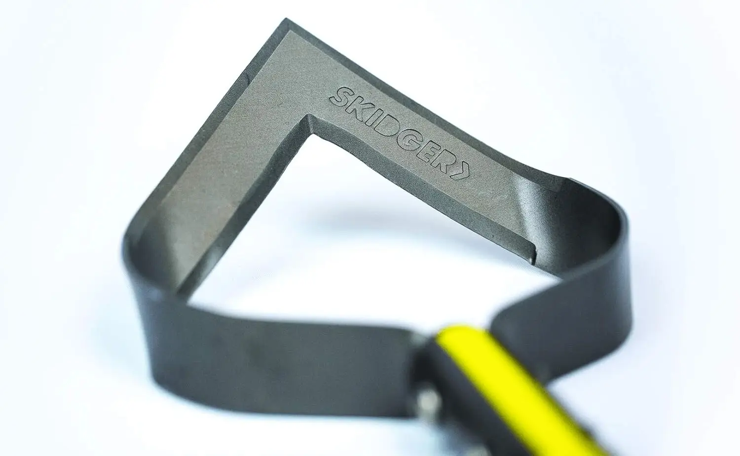 Культиватор-лопатка с рукояткой из стекловолокна 54 дюйма для эффективного удаления сорняков в почве и гравии
Культиватор-лопатка с рукояткой из стекловолокна 54 дюйма для эффективного удаления сорняков в почве и гравии