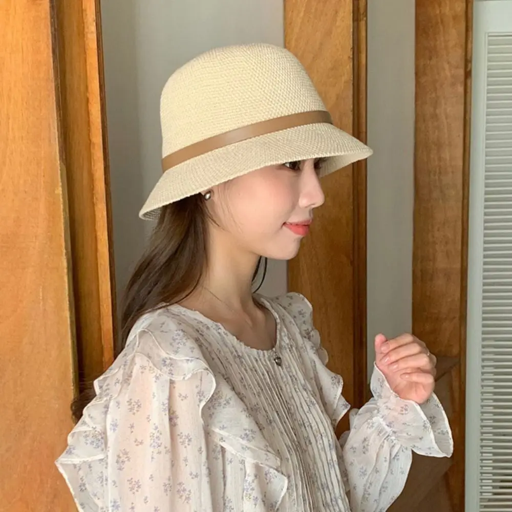 PU Leather Belt Women Sunscreen Hats Wide Brim Elegant Summer Bucket Hats Sun Protection Simple Outdoor Straw Hats Beach
PU Leather Belt Women Sunscreen Hats Wide Brim Elegant Summer Bucket Hats Sun Protection Simple Outdoor Straw Hats Beach