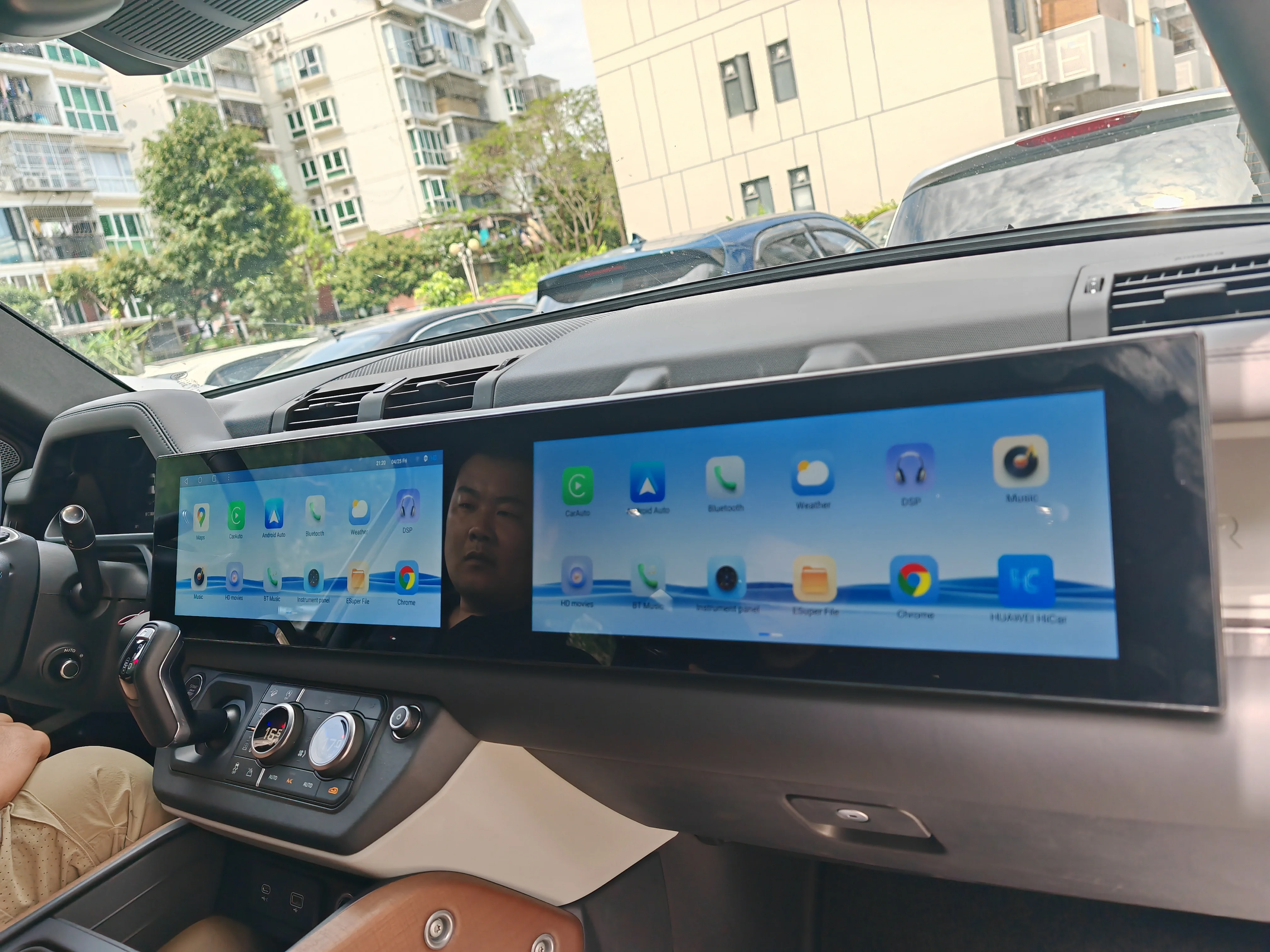 Android автомобильный радиоэкран для Land Rover Defender 2012-2016 двойной экран 15,5-дюймовый GPS-навигатор Carpaly стерео мультимедийный плеер
Android автомобильный радиоэкран для Land Rover Defender 2012-2016 двойной экран 15,5-дюймовый GPS-навигатор Carpaly стерео мультимедийный плеер