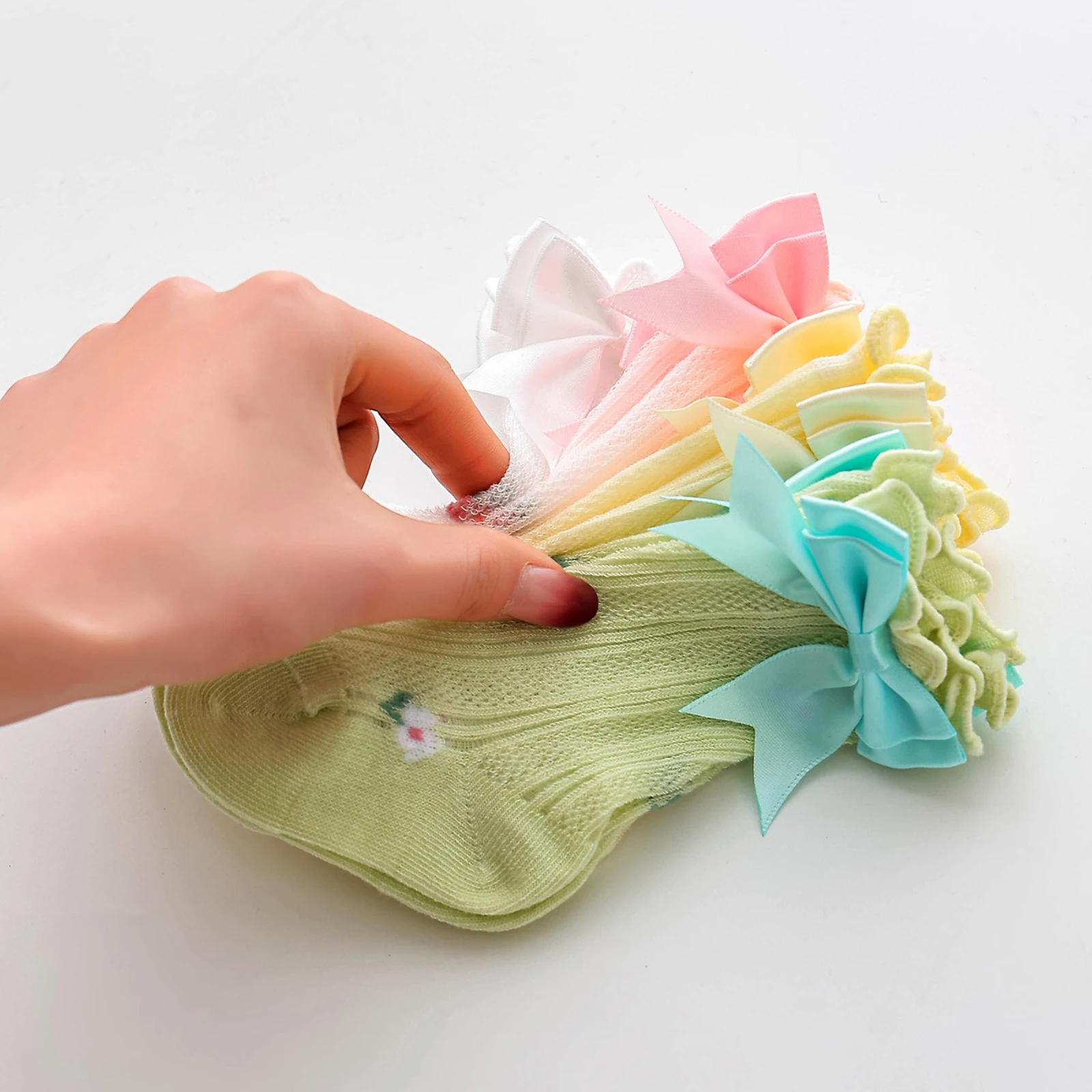 0-5Years Toddler Baby Girl Ruffled Ankle Socks Breathable Bow Flower Decorated Mid Calf Socks Kids Princess Socks
0-5Years Toddler Baby Girl Ruffled Ankle Socks Breathable Bow Flower Decorated Mid Calf Socks Kids Princess Socks