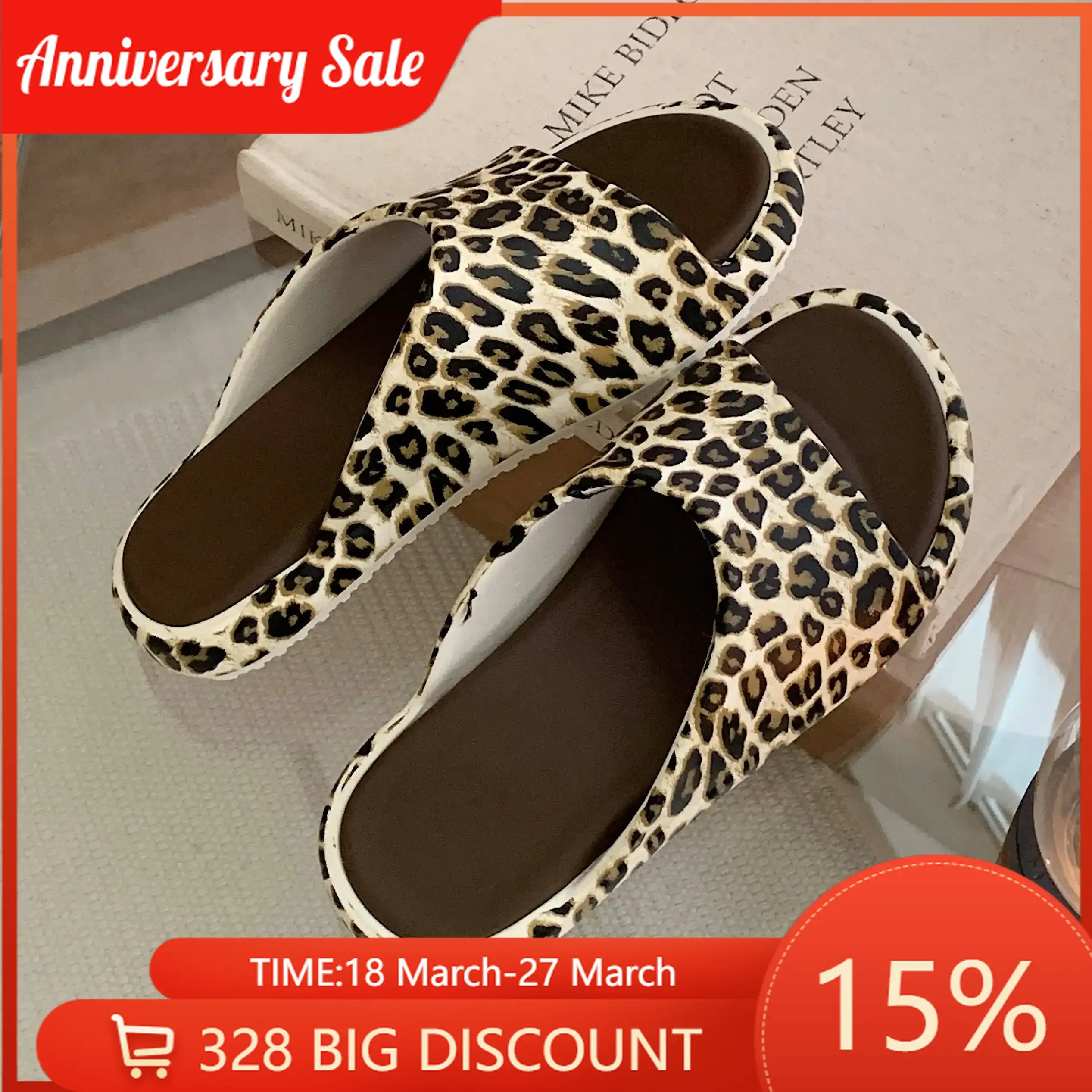 Summer Personalized Fashion Leopard Slippers Women's Vacation Style Non-slip Beach Shoes Soft Simple Versatile
Summer Personalized Fashion Leopard Slippers Women's Vacation Style Non-slip Beach Shoes Soft Simple Versatile