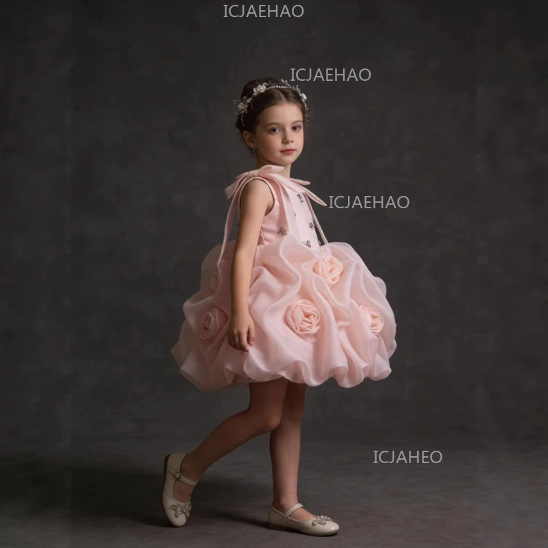 New Kids Girls Dress ChildrenBirthday Pageant Princess Gown Elegant Style Costume Satin Sleeveless Sweet Tutu Party Evening
New Kids Girls Dress ChildrenBirthday Pageant Princess Gown Elegant Style Costume Satin Sleeveless Sweet Tutu Party Evening
