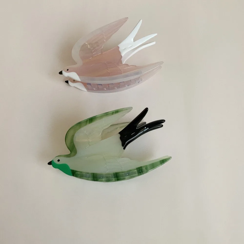 Cute Sweet Bird Shark Clip Ins Style Cartoon Swallow Hair Claw Large Size Hairpin Acetate Shark Clip Lady/Girls
Cute Sweet Bird Shark Clip Ins Style Cartoon Swallow Hair Claw Large Size Hairpin Acetate Shark Clip Lady/Girls
