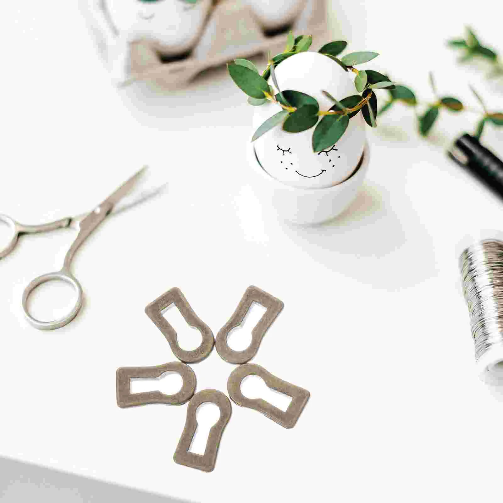 10 Pcs Drawer Keyhole Plates Small Decorative Insert Cover Dresser Covers Metal Zinc Alloy Escutcheons
10 Pcs Drawer Keyhole Plates Small Decorative Insert Cover Dresser Covers Metal Zinc Alloy Escutcheons