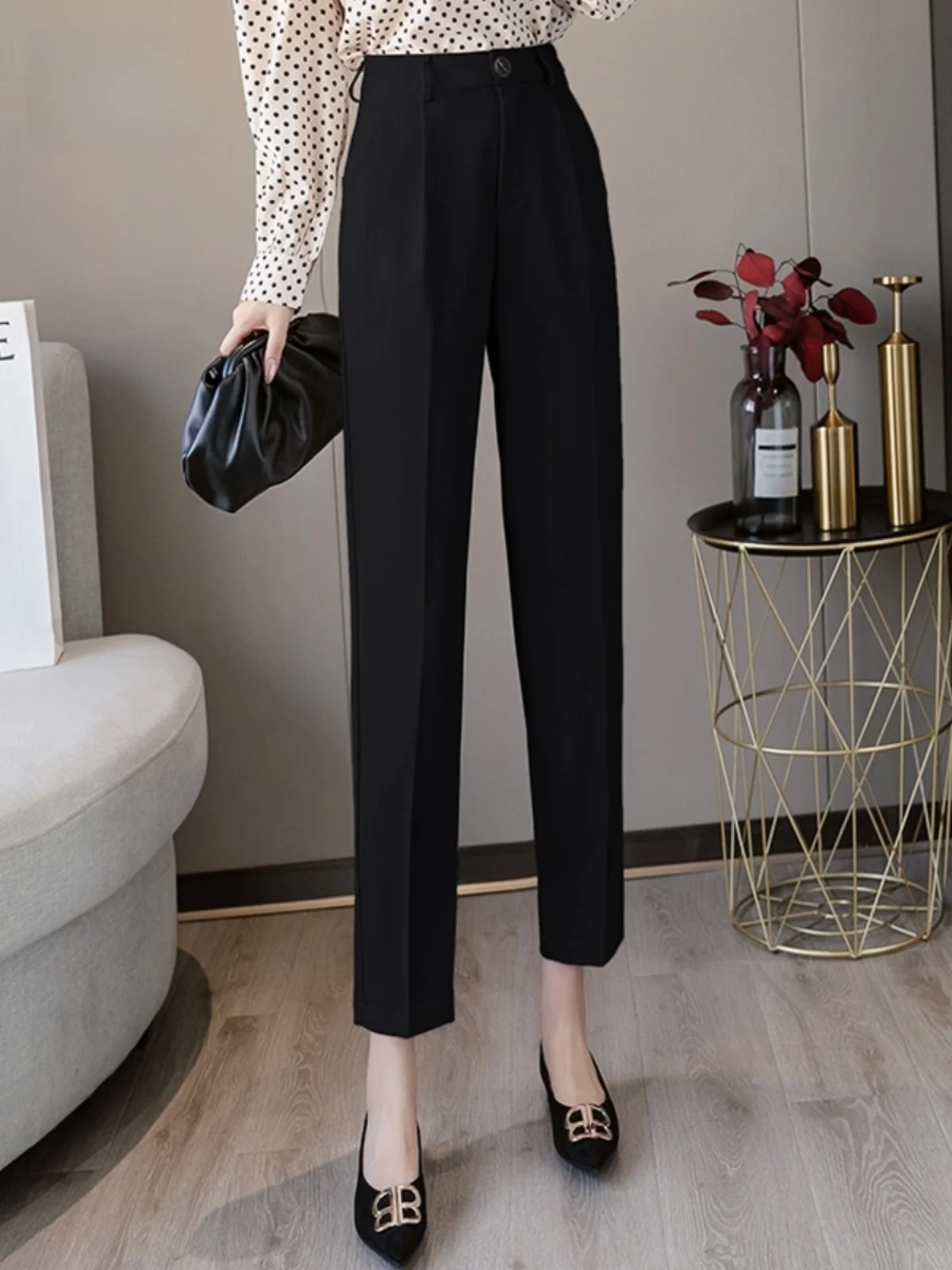 High Waist Straight Leg Women's Suit Pants Black Thin Nine Points Casual Trousers Loose Wide Leg Summer Slimming Versatile
High Waist Straight Leg Women's Suit Pants Black Thin Nine Points Casual Trousers Loose Wide Leg Summer Slimming Versatile