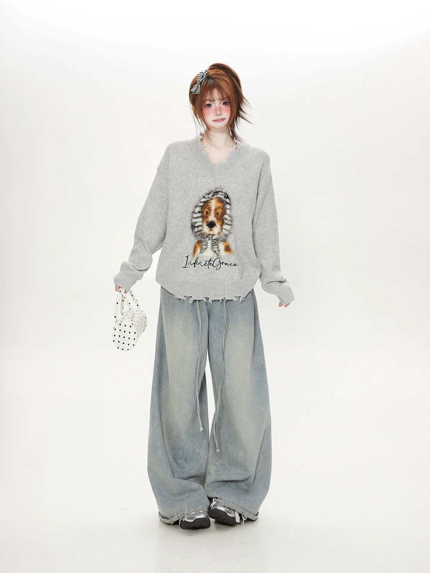 Loose Fit V-Ne Knitwear Women's Autumn Winter Dog Embroidery Loose Sensation Lazy Overhead Sweater Design Sense Korean Sle
Loose Fit V-Ne Knitwear Women's Autumn Winter Dog Embroidery Loose Sensation Lazy Overhead Sweater Design Sense Korean Sle