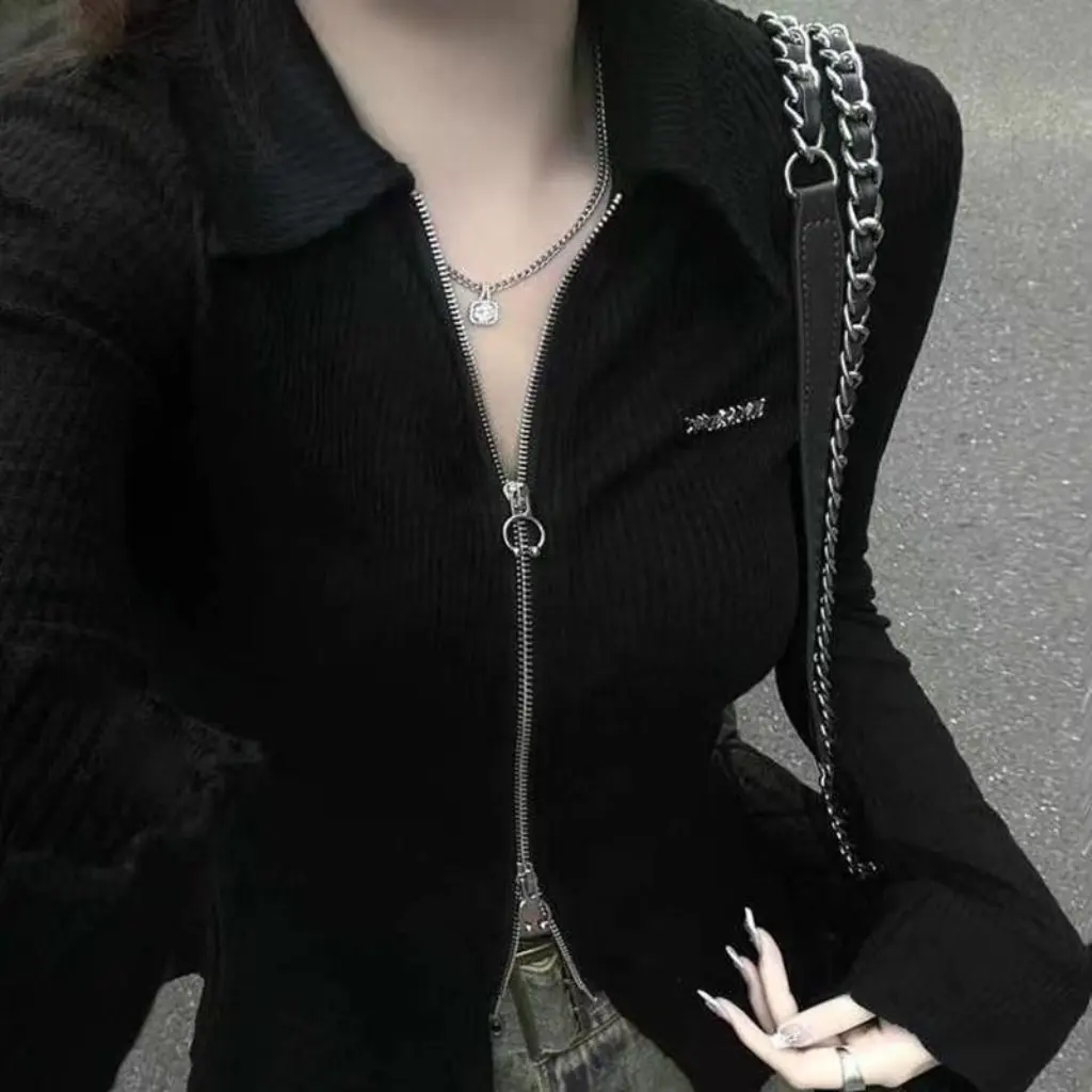Pure Desire Women's Slim Fit Long Sleeve T-Shirt Polo Collar Zipper Design Spring Autumn Collection Hot Girl Fashion Top
Pure Desire Women's Slim Fit Long Sleeve T-Shirt Polo Collar Zipper Design Spring Autumn Collection Hot Girl Fashion Top