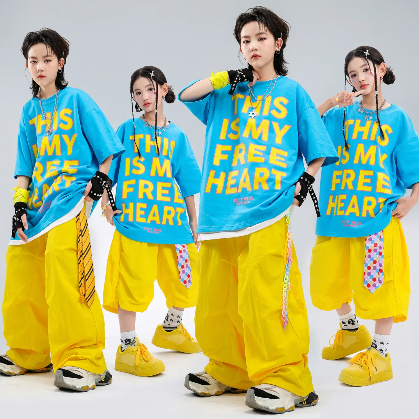Kids Streetwear Costumes Blue Yellow Oversized T-Shirt Baggy Pants Set for Girls Hip Hop Clothing Boys Jazz Dance Stage Outfit
Kids Streetwear Costumes Blue Yellow Oversized T-Shirt Baggy Pants Set for Girls Hip Hop Clothing Boys Jazz Dance Stage Outfit