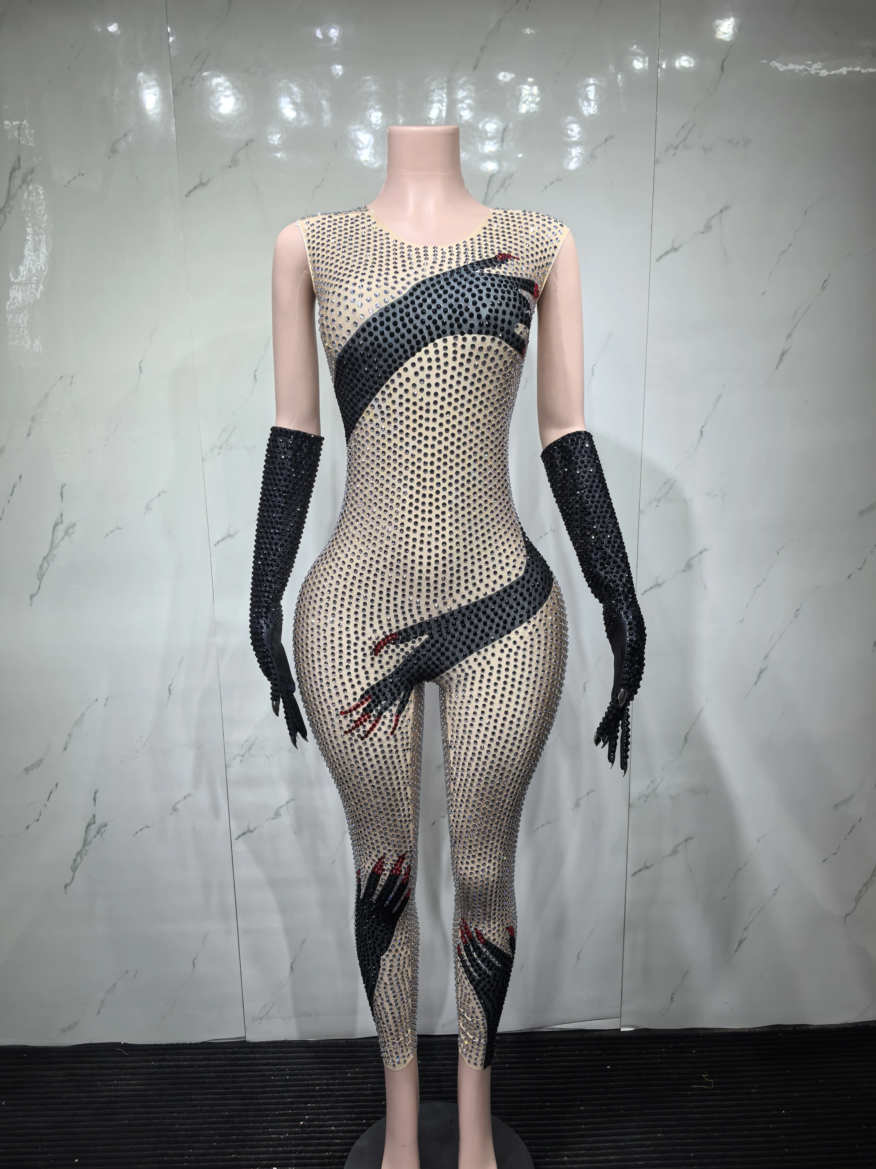 Halloween Party Costume Diamond Detail Black Bodycon Jumpsuit Performance Outfit for Adults Women's Partywear
Halloween Party Costume Diamond Detail Black Bodycon Jumpsuit Performance Outfit for Adults Women's Partywear