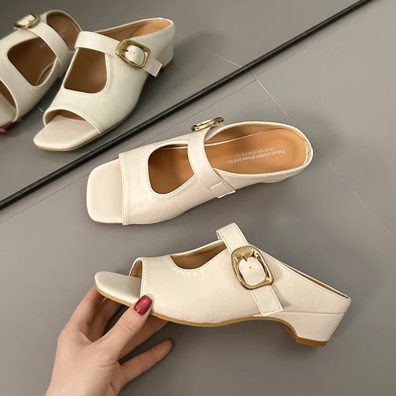 Square-toe Retro Simple Metal Buckle Height-increasing Sandals for Women, Commuter Elegant One-strap Slippers
Square-toe Retro Simple Metal Buckle Height-increasing Sandals for Women, Commuter Elegant One-strap Slippers