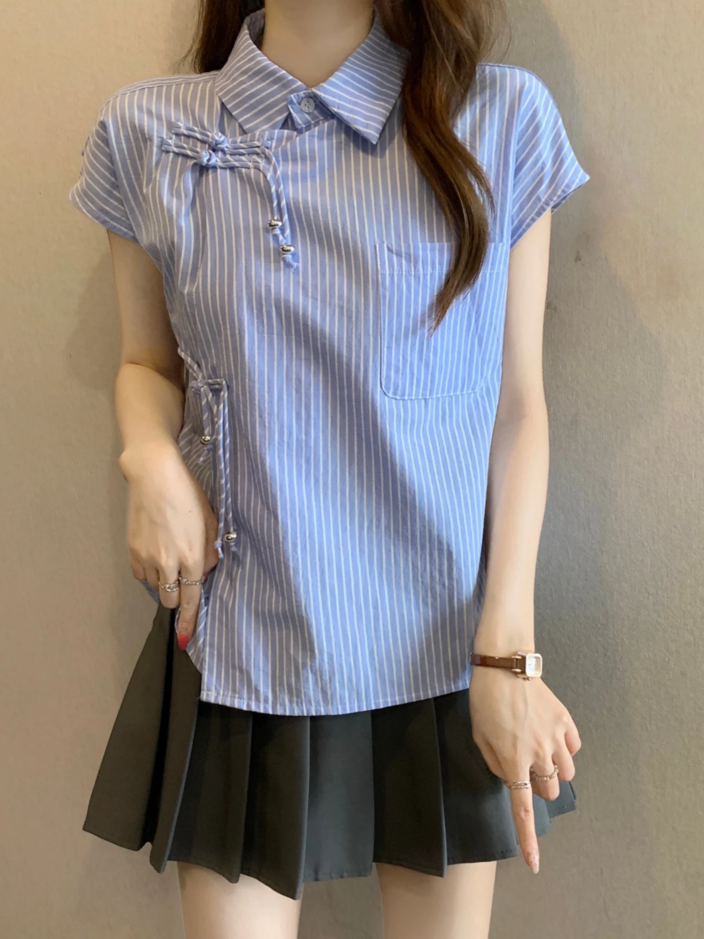Blue Striped Collar Short Sleeve Shirt Women Summer 2026 plus Size Flattering Chinese Style Button up Top Korean Style
Blue Striped Collar Short Sleeve Shirt Women Summer 2026 plus Size Flattering Chinese Style Button up Top Korean Style